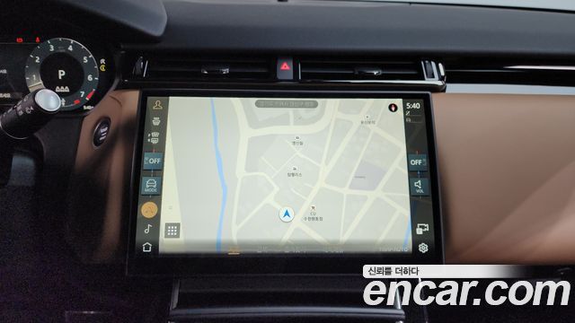 Land Rover Range Rover Velar 2025 — photo 14