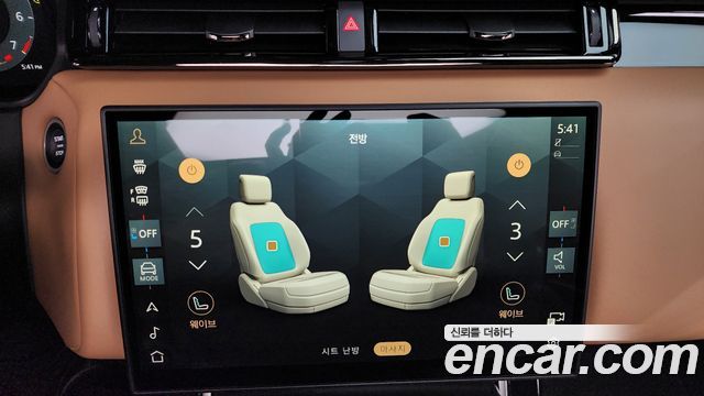 Land Rover Range Rover Velar 2025 — photo 16