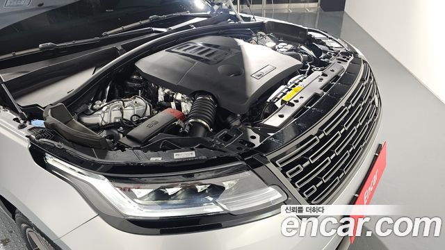 Land Rover Range Rover Velar 2025 — photo 6