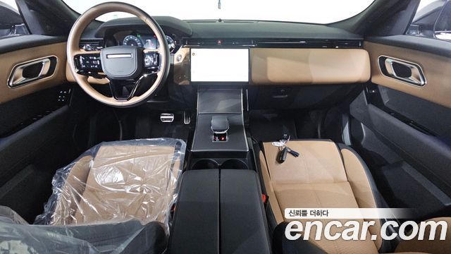 Land Rover Range Rover Velar 2025 — photo 7