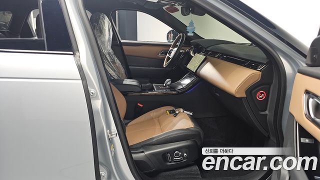 Land Rover Range Rover Velar 2025 — photo 11