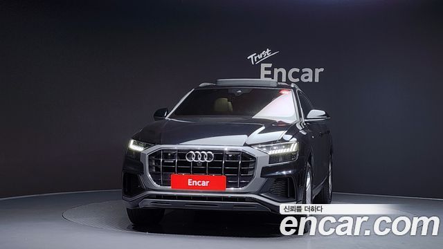 Audi Q8 2021 — photo 3