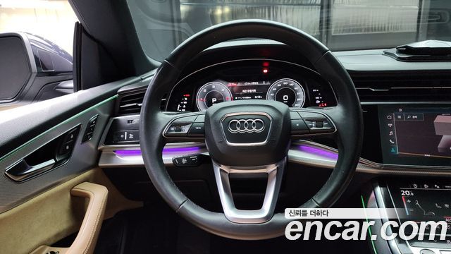 Audi Q8 2021 — photo 13