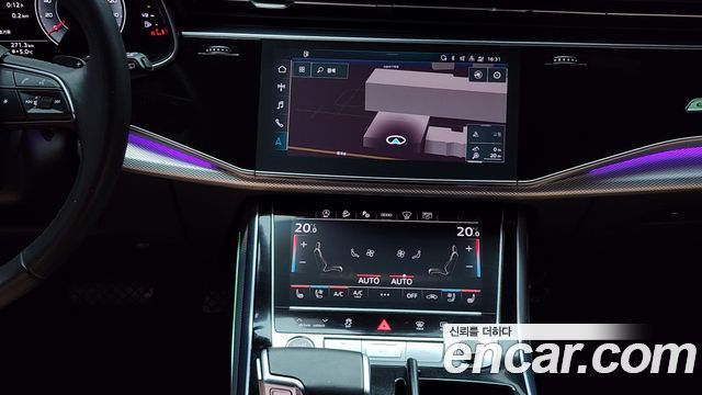 Audi Q8 2021 — photo 15