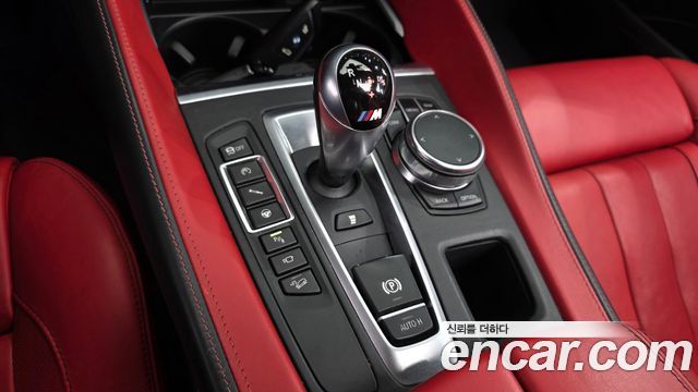 BMW X6M 2017 — photo 9