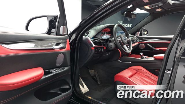 BMW X6M 2017 — photo 11