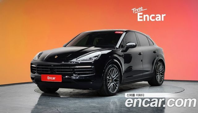 Porsche Cayenne 2023 — photo 1