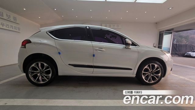 Citroën / DS DS4 2014 — photo 3
