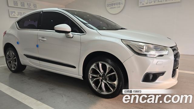 Citroën / DS DS4 2014 — photo 10