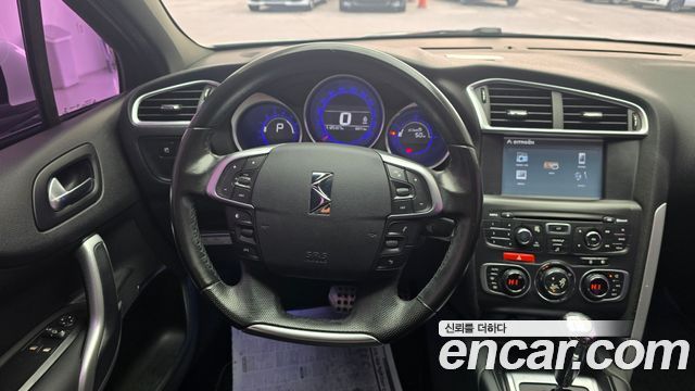 Citroën / DS DS4 2014 — photo 14
