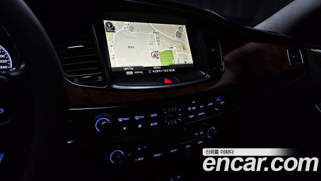 Hyundai Equus 2015 — photo 14