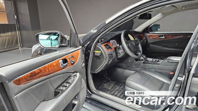 Hyundai Equus 2015 — photo 20