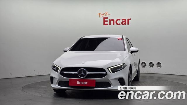 Mercedes-Benz A-Class 2021 — photo 3