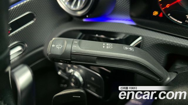 Mercedes-Benz A-Class 2021 — photo 17