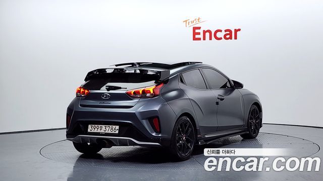 Hyundai Veloster 2019 — photo 2