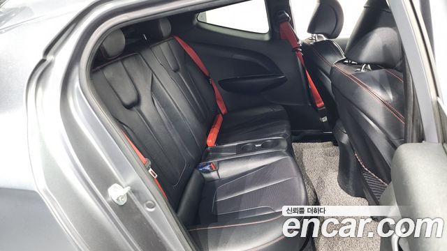 Hyundai Veloster 2019 — photo 12