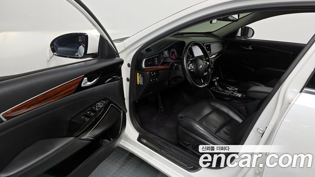 Kia K7 2016 — photo 10