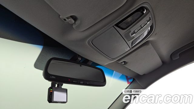 Kia K7 2016 — photo 19