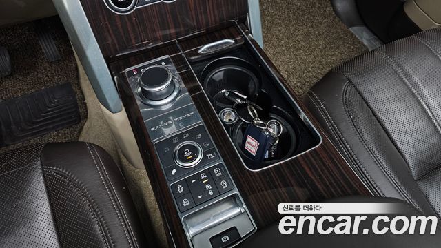 Land Rover Range Rover 2016 — photo 9