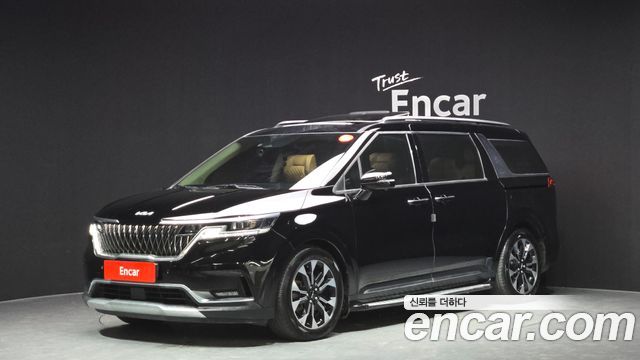 Kia Canival 2021 — photo 1