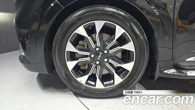 Kia Canival 2021 — photo 5