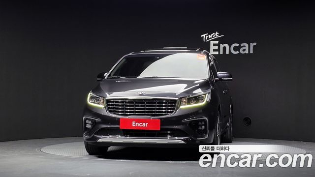 Kia Canival 2019 — photo 3