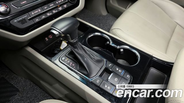 Kia Canival 2019 — photo 9