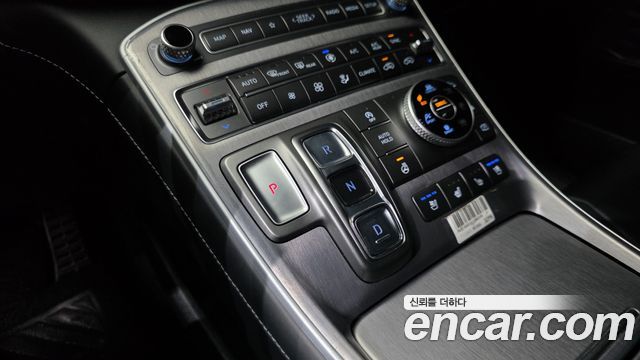 Hyundai Santafe 2021 — photo 9
