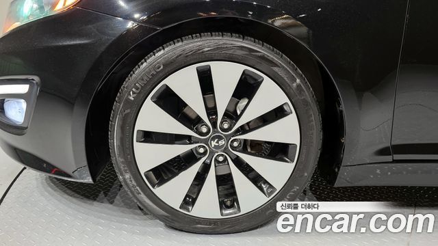Kia K5 2011 — photo 5