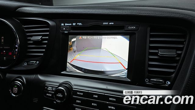 Kia K5 2011 — photo 16