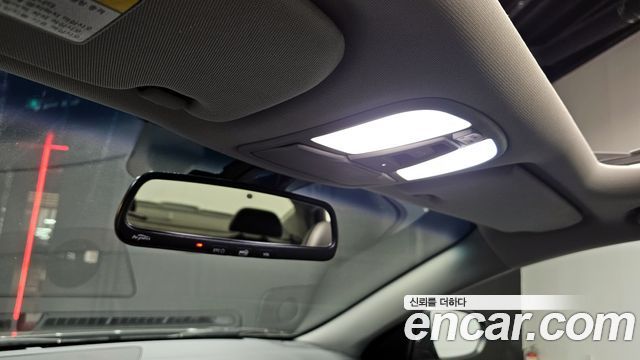 Kia K5 2011 — photo 17