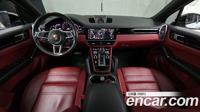Porsche Cayenne 2022 — photo 7