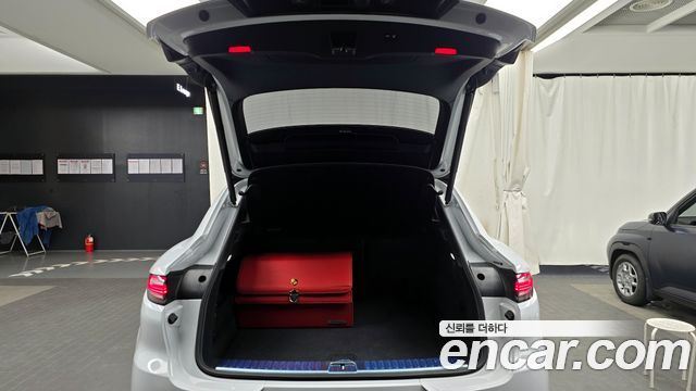 Porsche Cayenne 2022 — photo 20