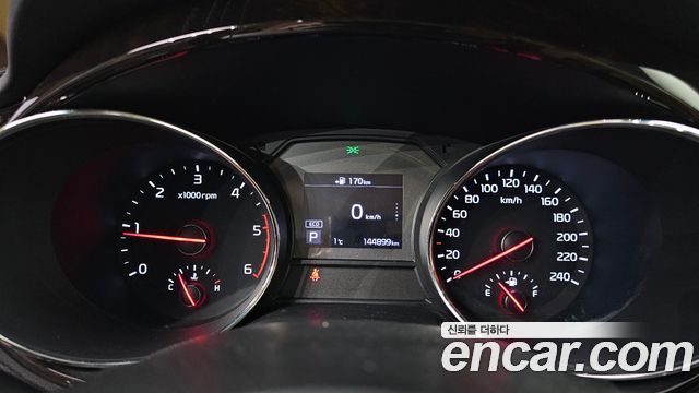 Kia Canival 2019 — photo 8