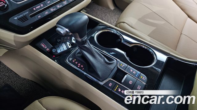 Kia Canival 2019 — photo 9