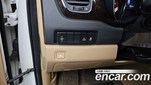 Kia Canival 2019 — photo 12