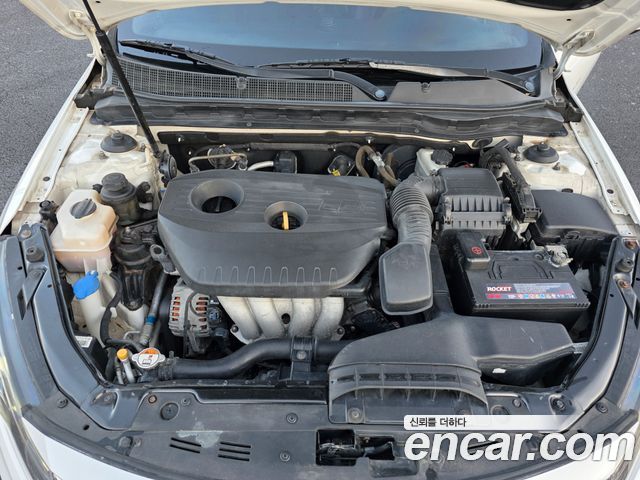 Kia K5 2013 — photo 6