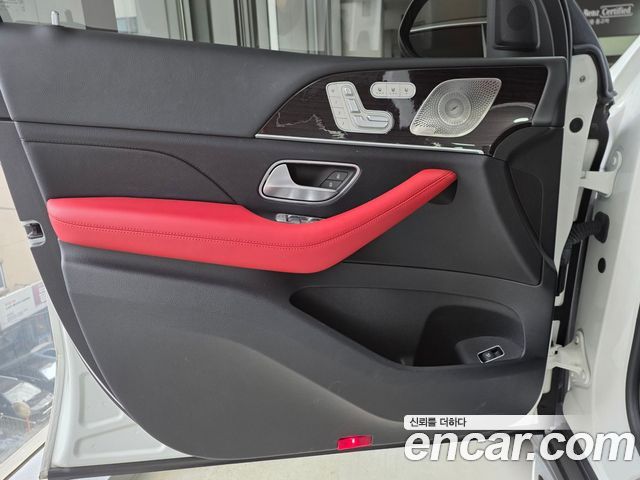 Mercedes-Benz GLE-Class 2023 — photo 15