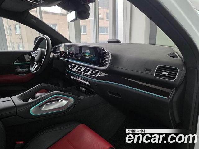 Mercedes-Benz GLE-Class 2023 — photo 16