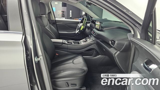 Hyundai Santafe 2023 — photo 11