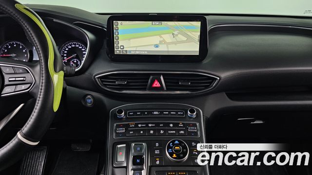 Hyundai Santafe 2023 — photo 14