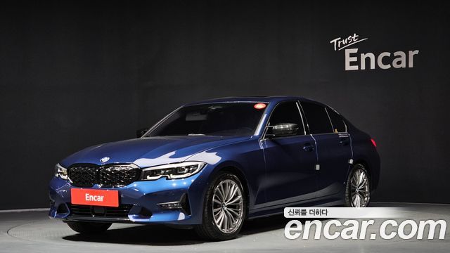 BMW 3-Series 2022 — photo 1