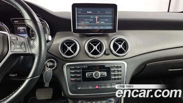 Mercedes-Benz CLA-Class 2015 — photo 15
