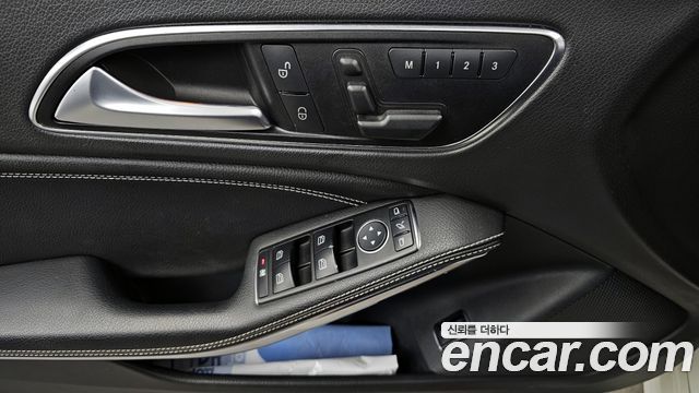 Mercedes-Benz CLA-Class 2015 — photo 17