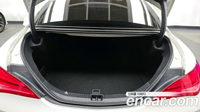 Mercedes-Benz CLA-Class 2015 — photo 20