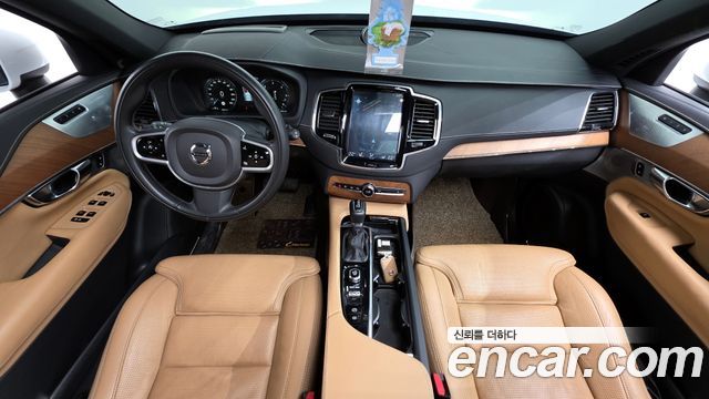 Volvo XC90 2018 — photo 7