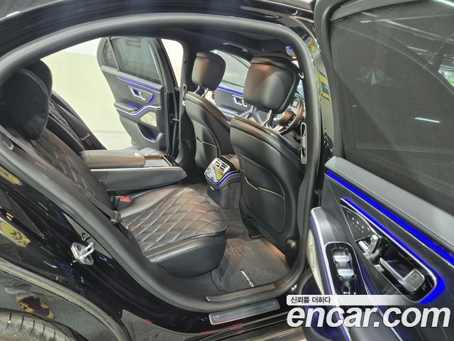 Mercedes-Benz S-Class 2022 — photo 13