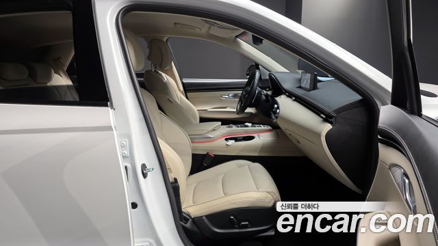 Genesis GV70 2021 — photo 10