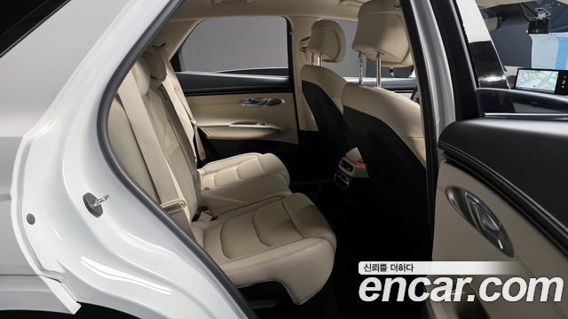 Genesis GV70 2021 — photo 12