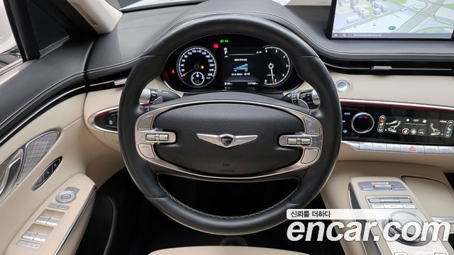 Genesis GV70 2021 — photo 13